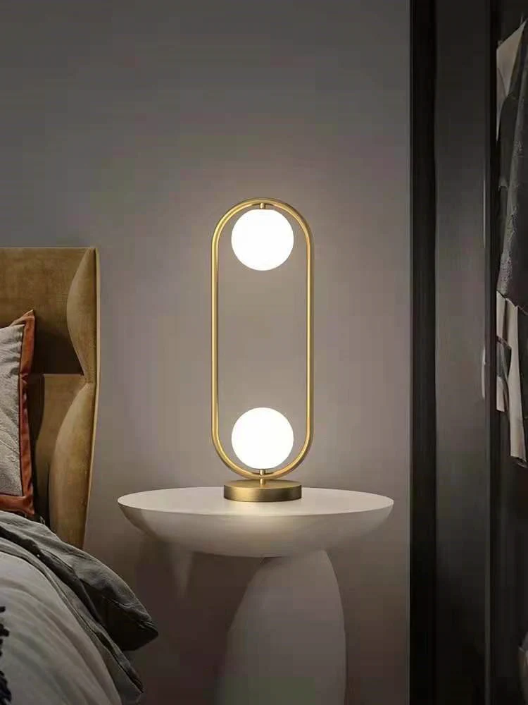 مصباح طاولة مزدوج من ARMN Regency - أبيض