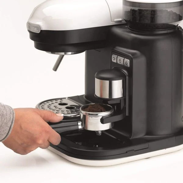 ماكينة إسبريسو من Ariete Moderna 1318 - أبيض - Image 6