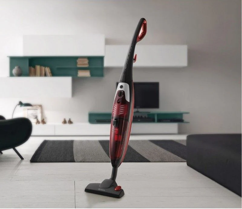 مكنسة كهرباء من Ariete Evoluion 2772 - أحمر