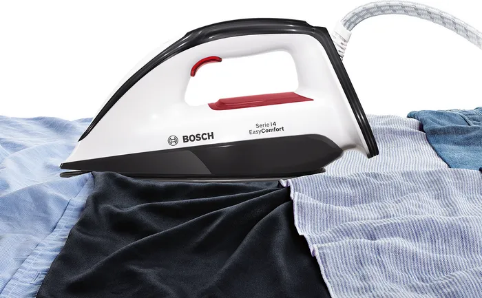مكواة بخار EasyComfort بقوة 2400 واط باللون الأبيض من بوش Bosch - Image 7