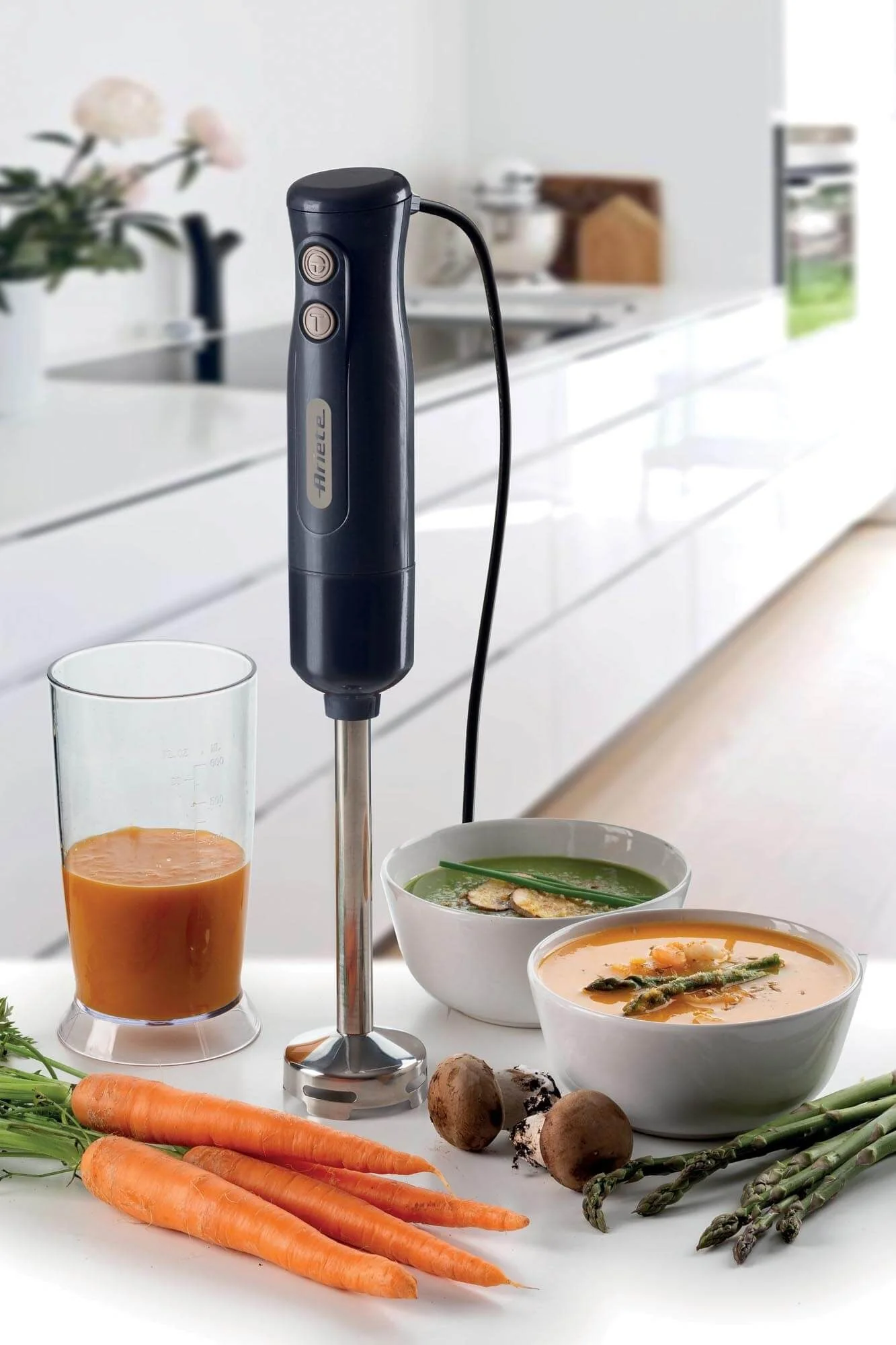 خلاط يدوي من Ariete New Breakfast 601 - أسود