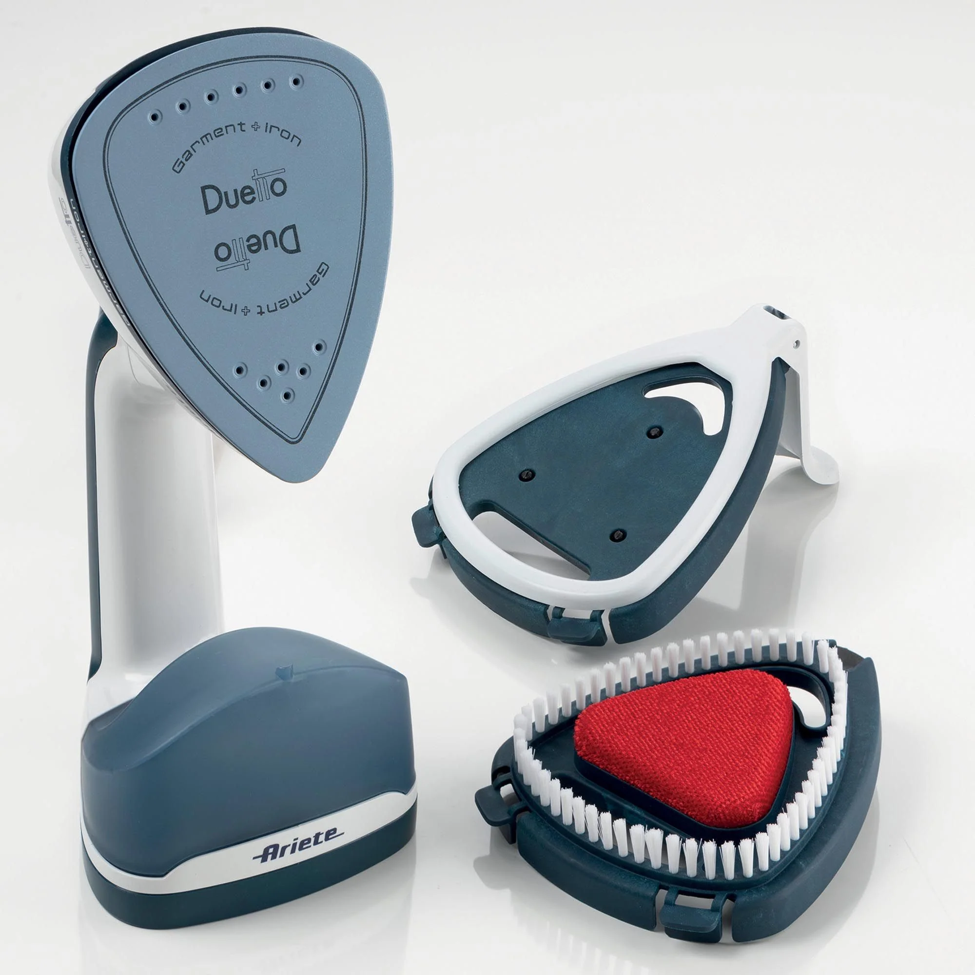 مكواة بخار 1000 واط من Ariete Duetto 6246 - أبيض وأزرق