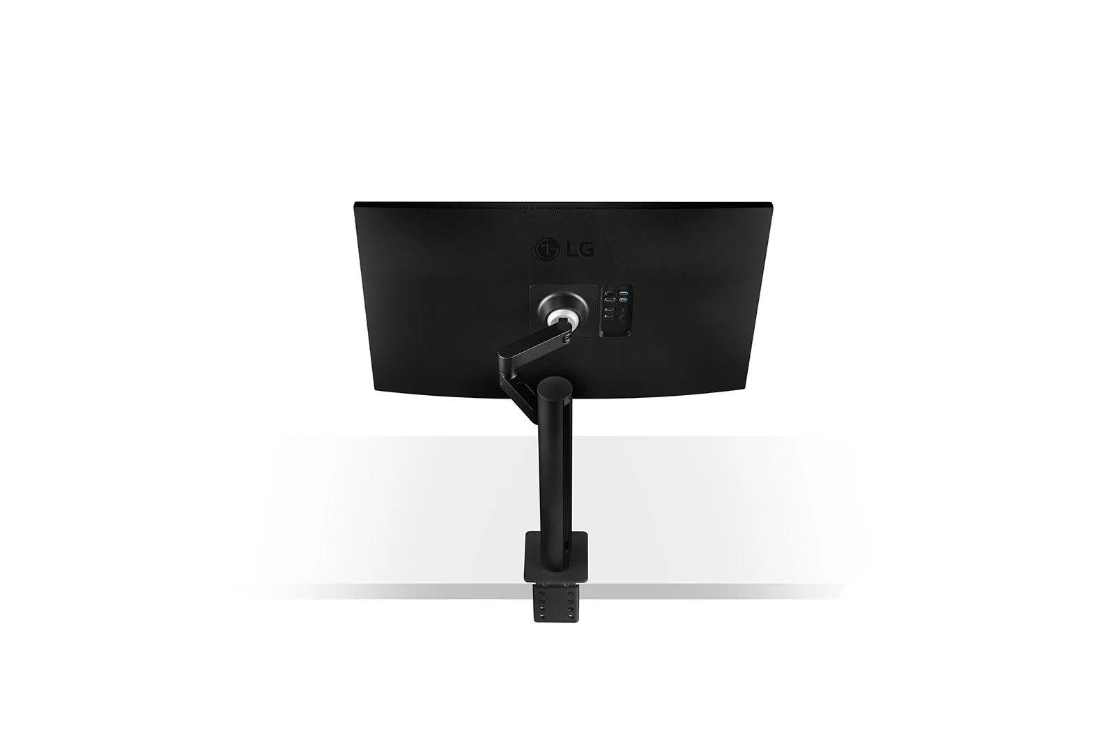 شاشة UltraFine حجم 32 بوصة بمنفذ USB C و تصميم مريح من ال جي - Image 15