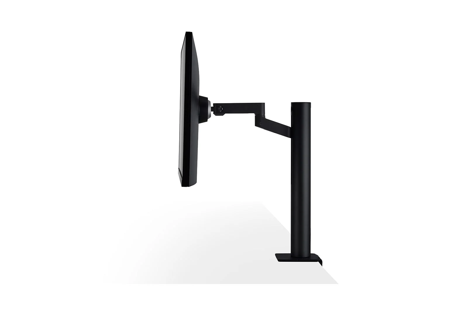 شاشة UltraFine حجم 32 بوصة بمنفذ USB C و تصميم مريح من ال جي - Image 6