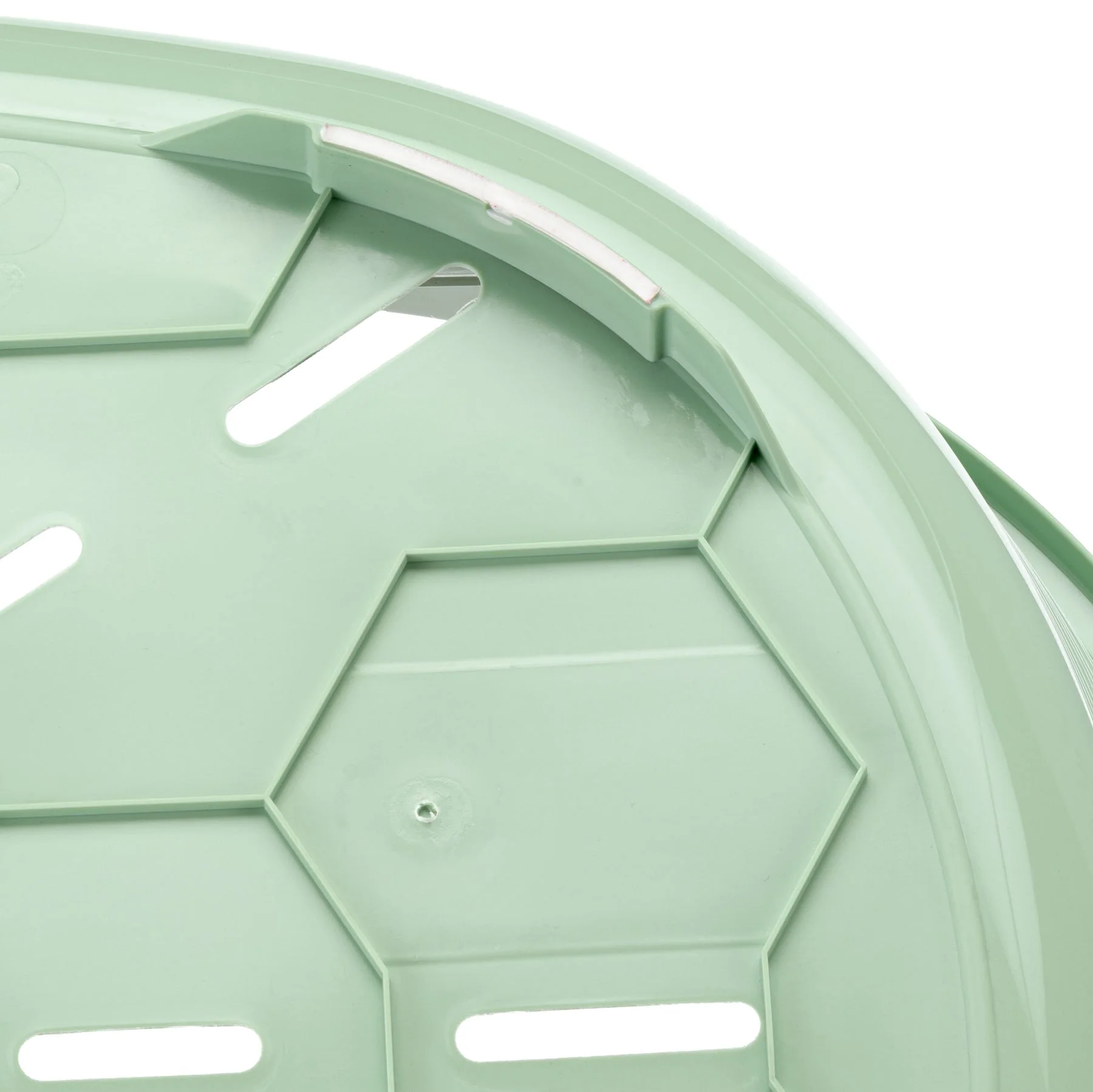 سرير بلاستيكي أبيض مقاس 6 للكلاب من Ferplast - Image 70